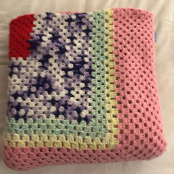 Granny Square Crochet Blanket Afghan - Picture 4 of 4